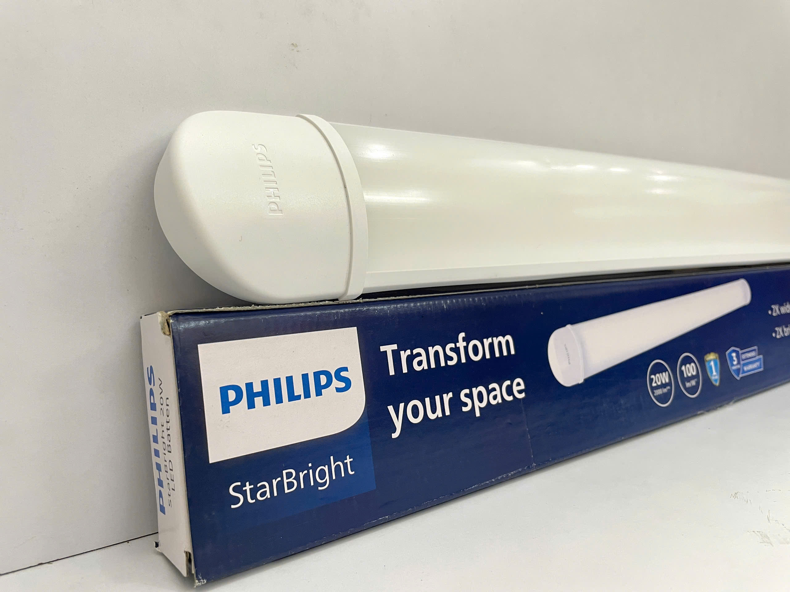 Không gian sống đầy cảm hứng với đèn Philips