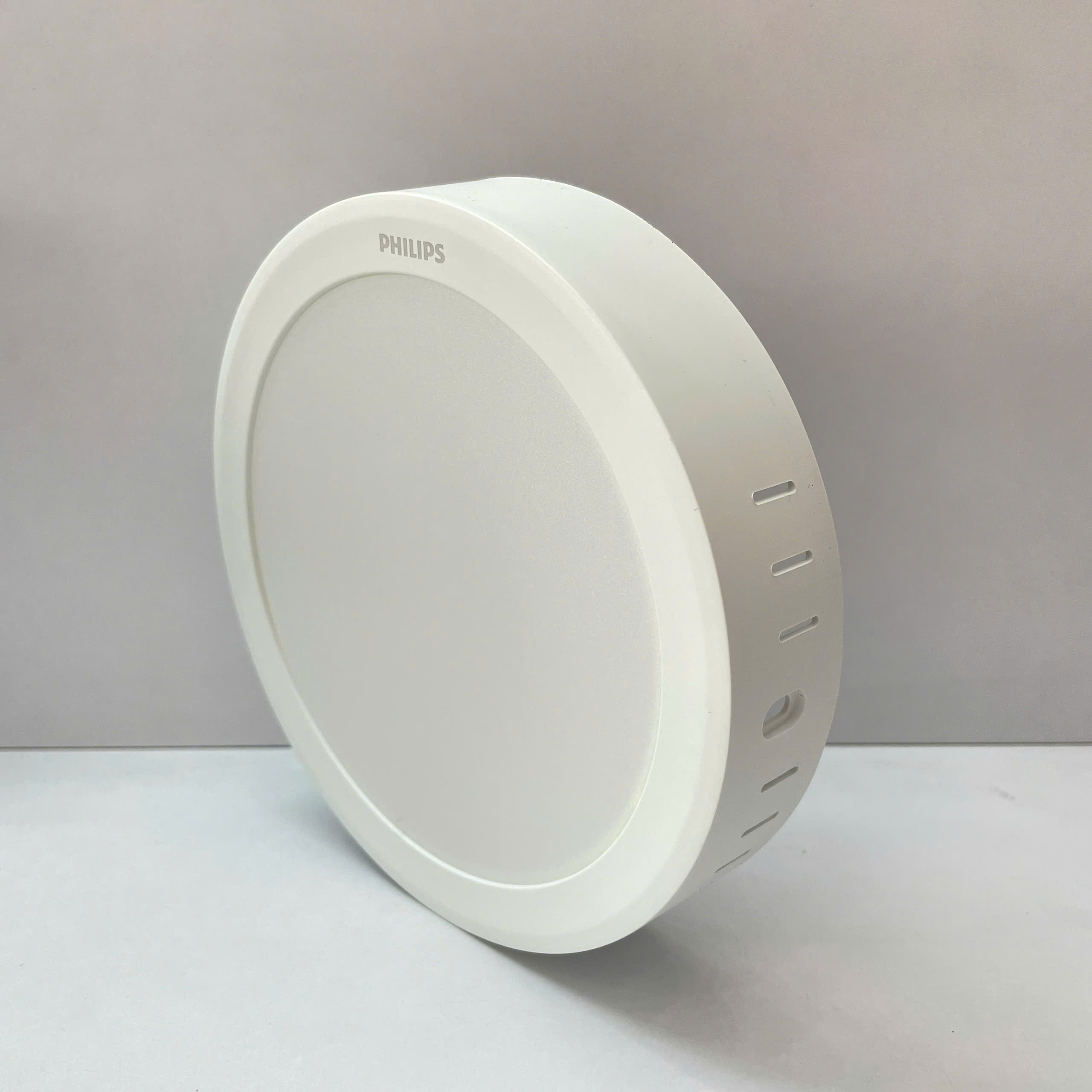 Ứng dụng đa dạng của đèn Philips Eridani 12W 4000K