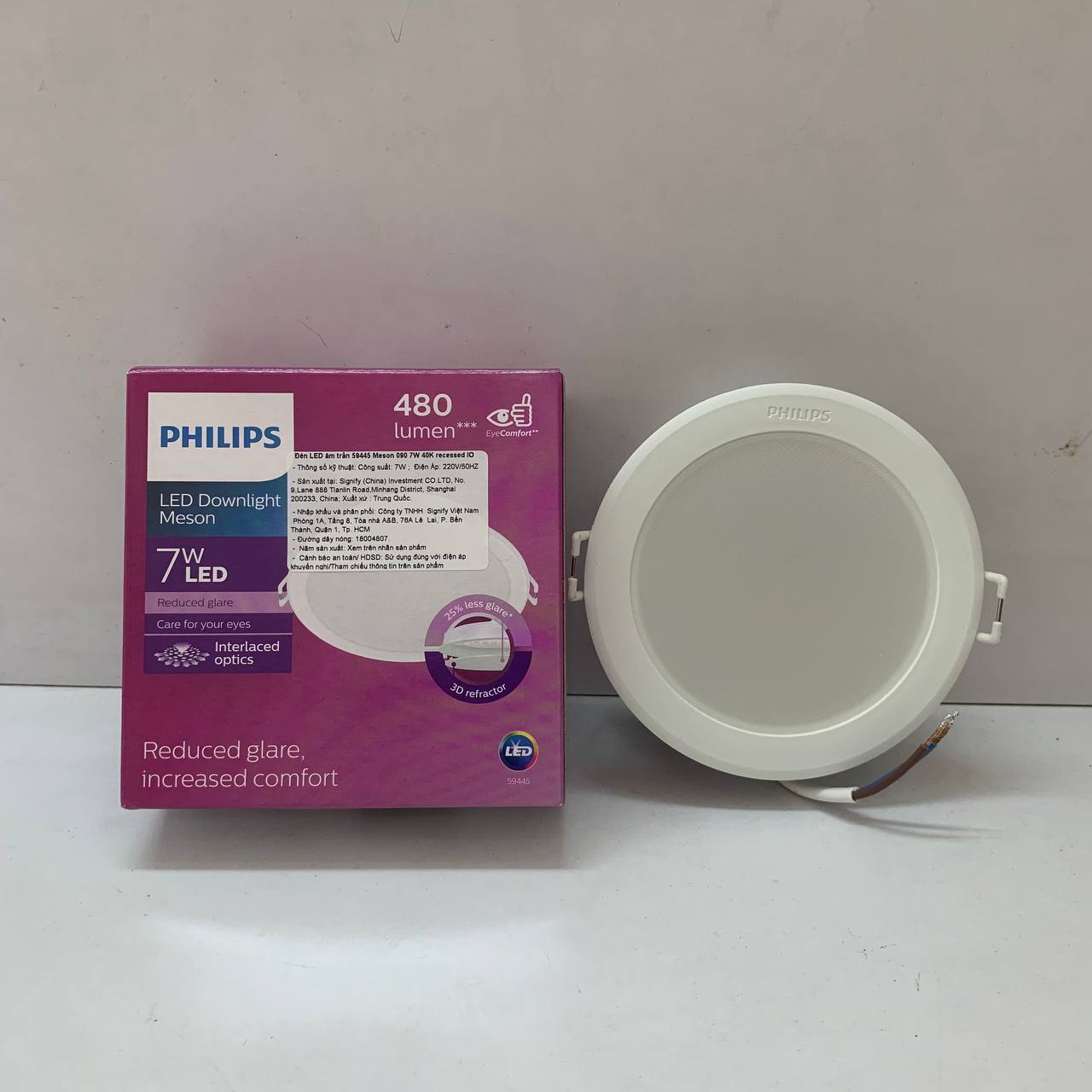 Ánh sáng vàng ấm 3000K từ Philips Meson IO 59445 tạo không gian thư giãn