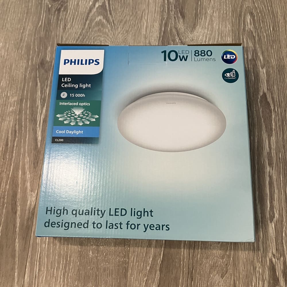 Tận hưởng ánh sáng hoàn hảo từ Đèn ốp trần LED Philips CL200