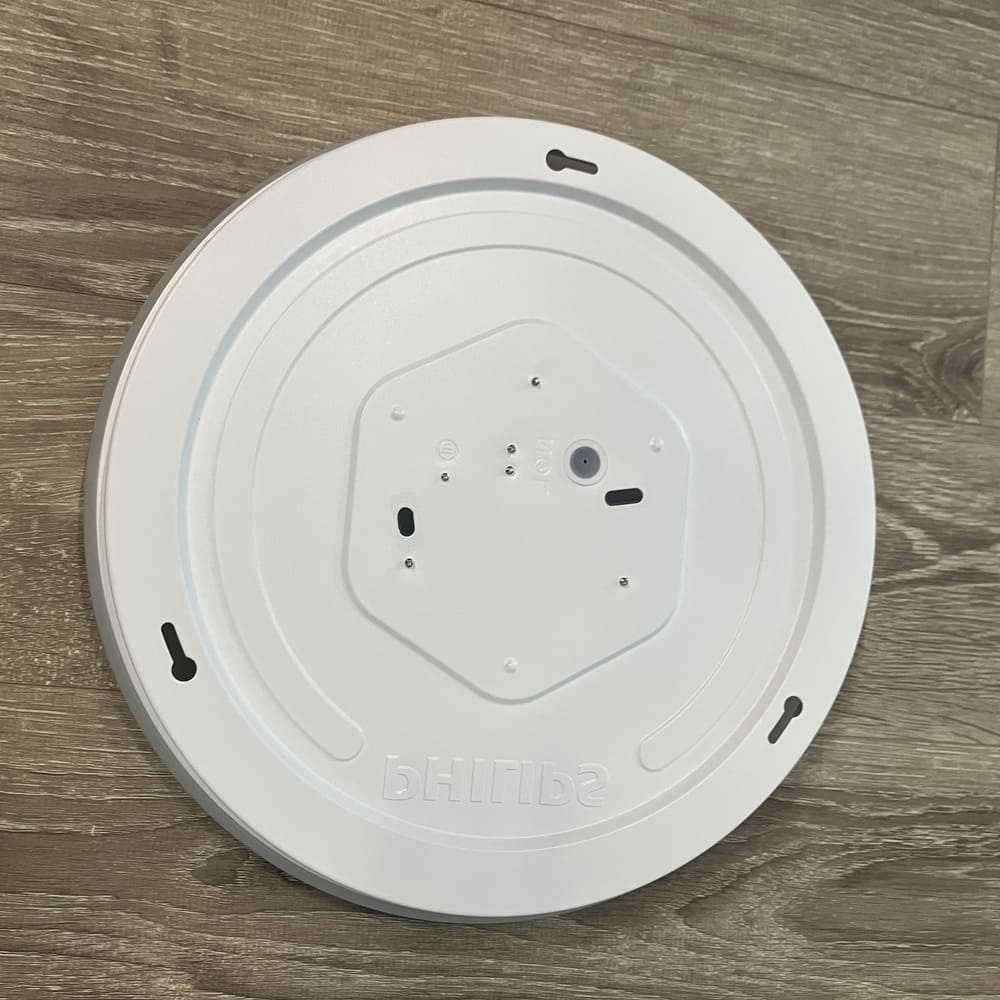 Phong cách sống đẳng cấp với Đèn ốp trần LED Philips CL200