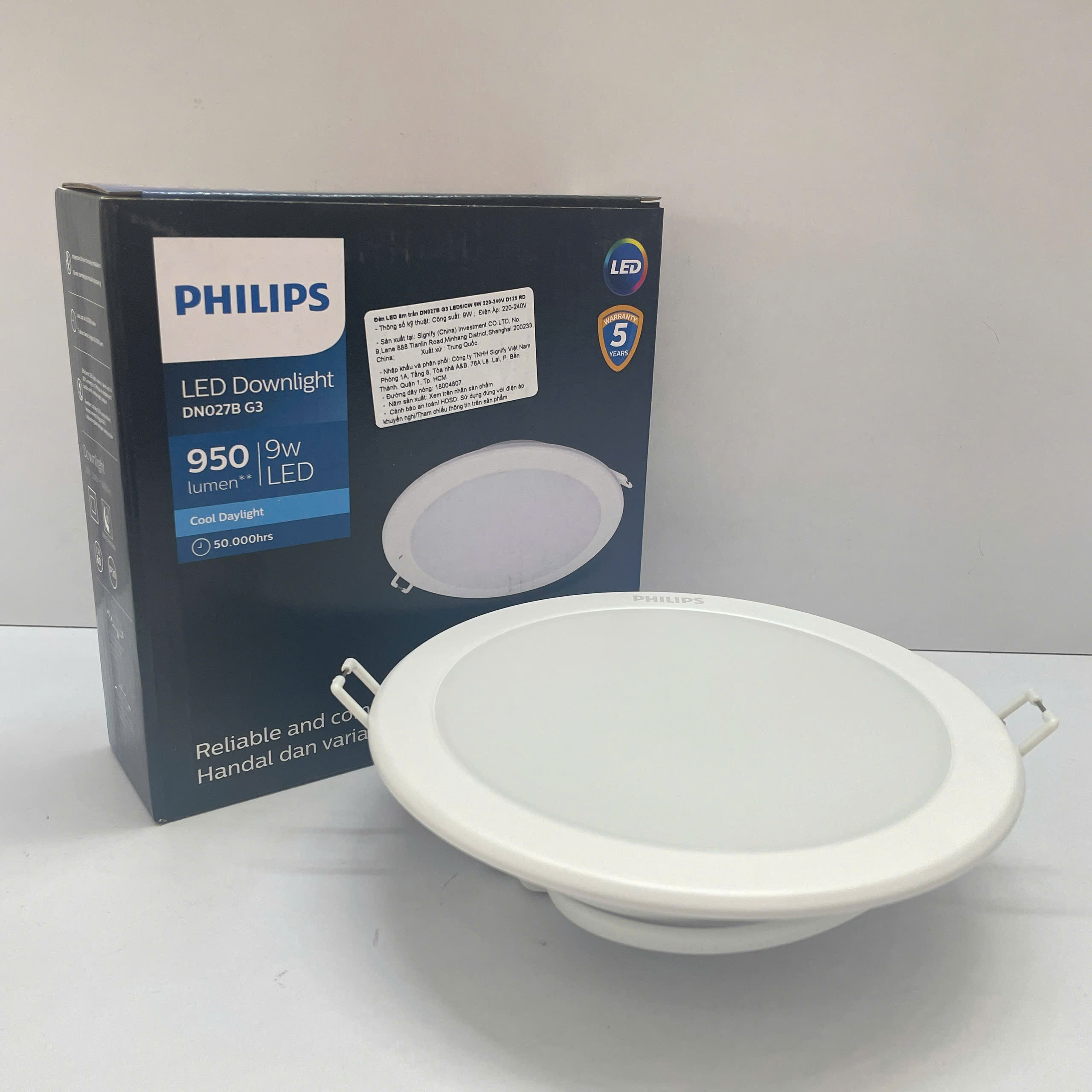 Thiết kế tinh gọn của Đèn downlight âm trần Led Philips DN027B G3