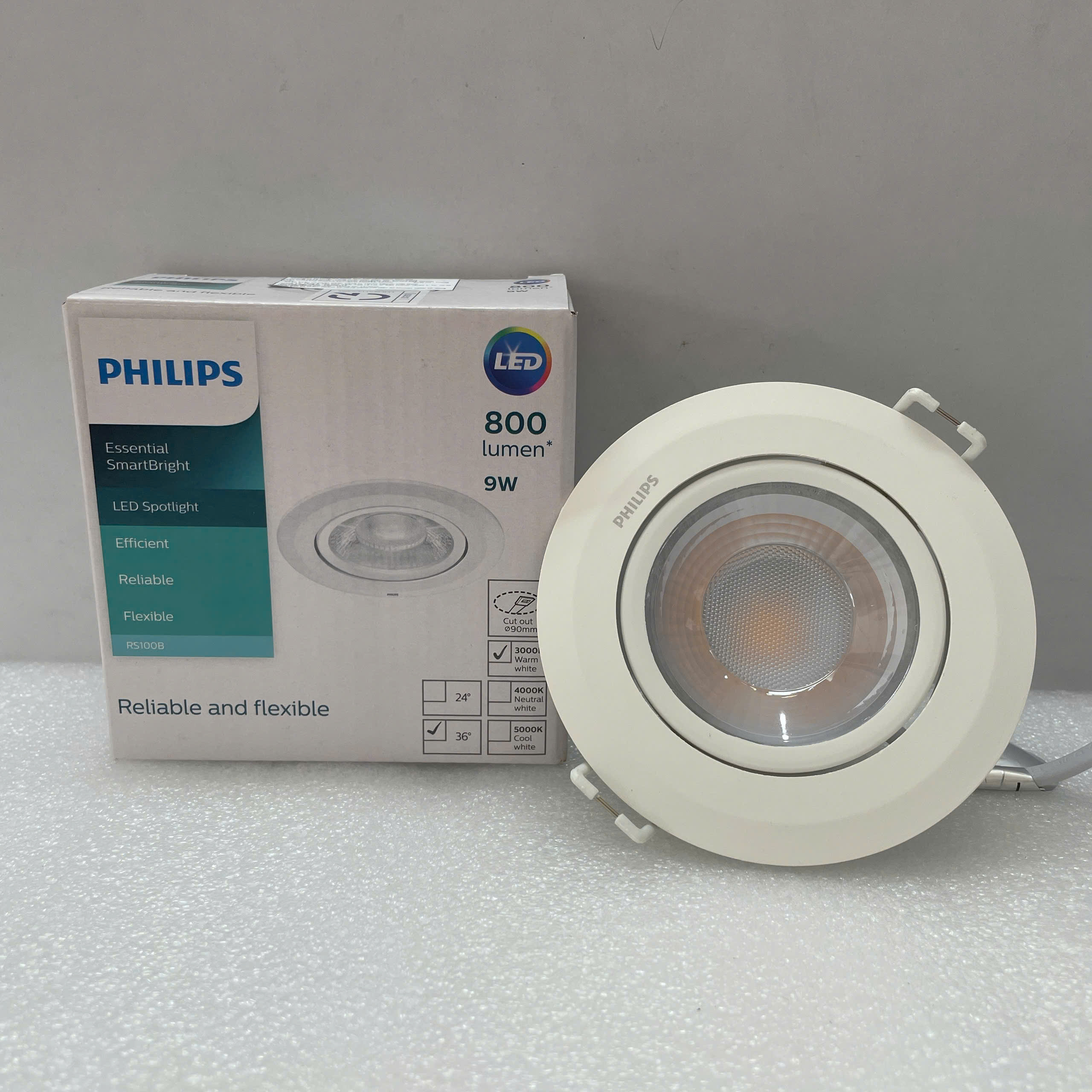 Hiệu suất vượt trội của đèn downlight âm trần chiếu điểm Philips RS100B 9W