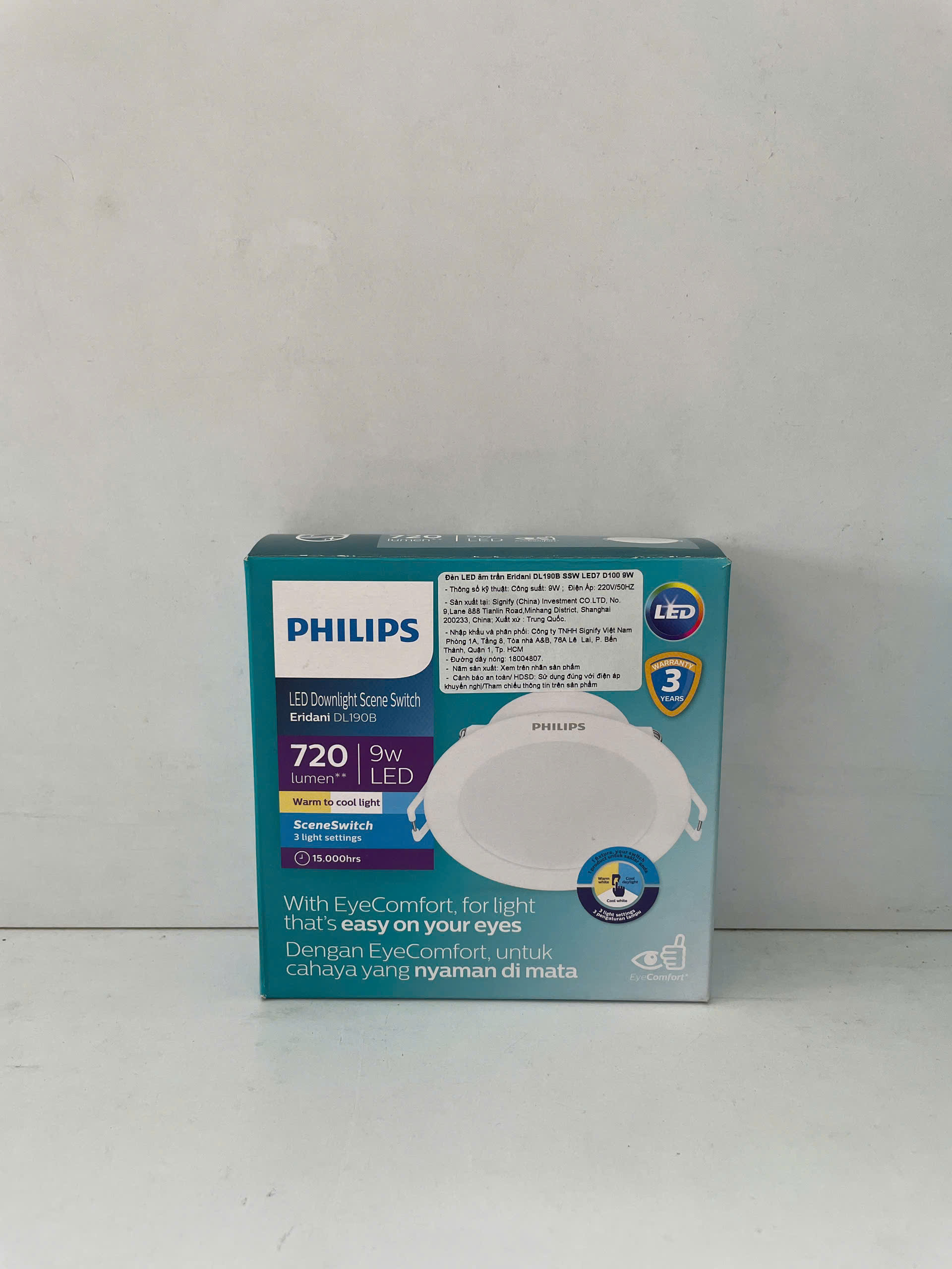 Thiết kế tinh tế của đèn downlight âm trần đổi màu Philips Eridani