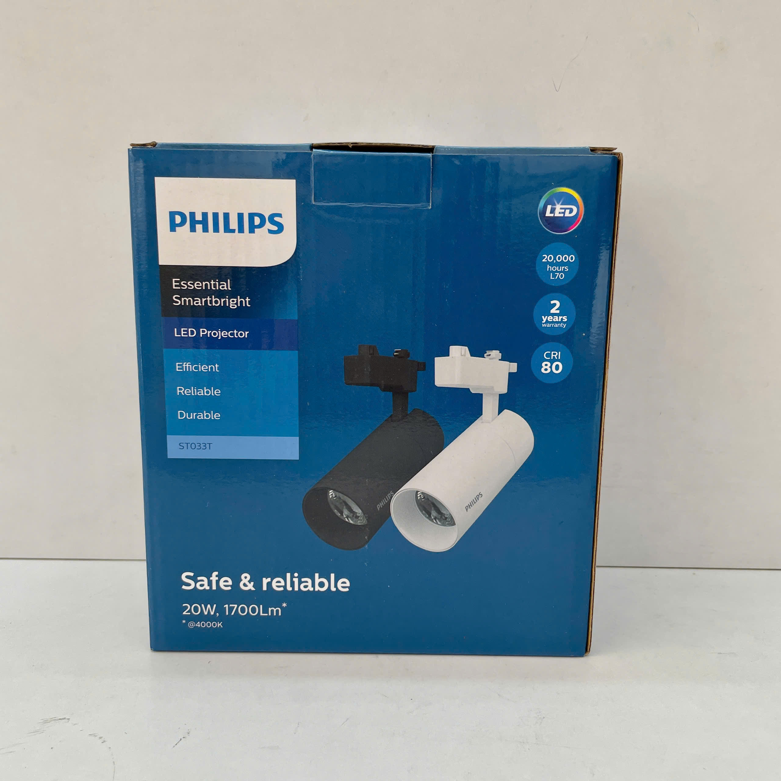 Hiệu suất chiếu sáng của đèn ray Philips ST033T