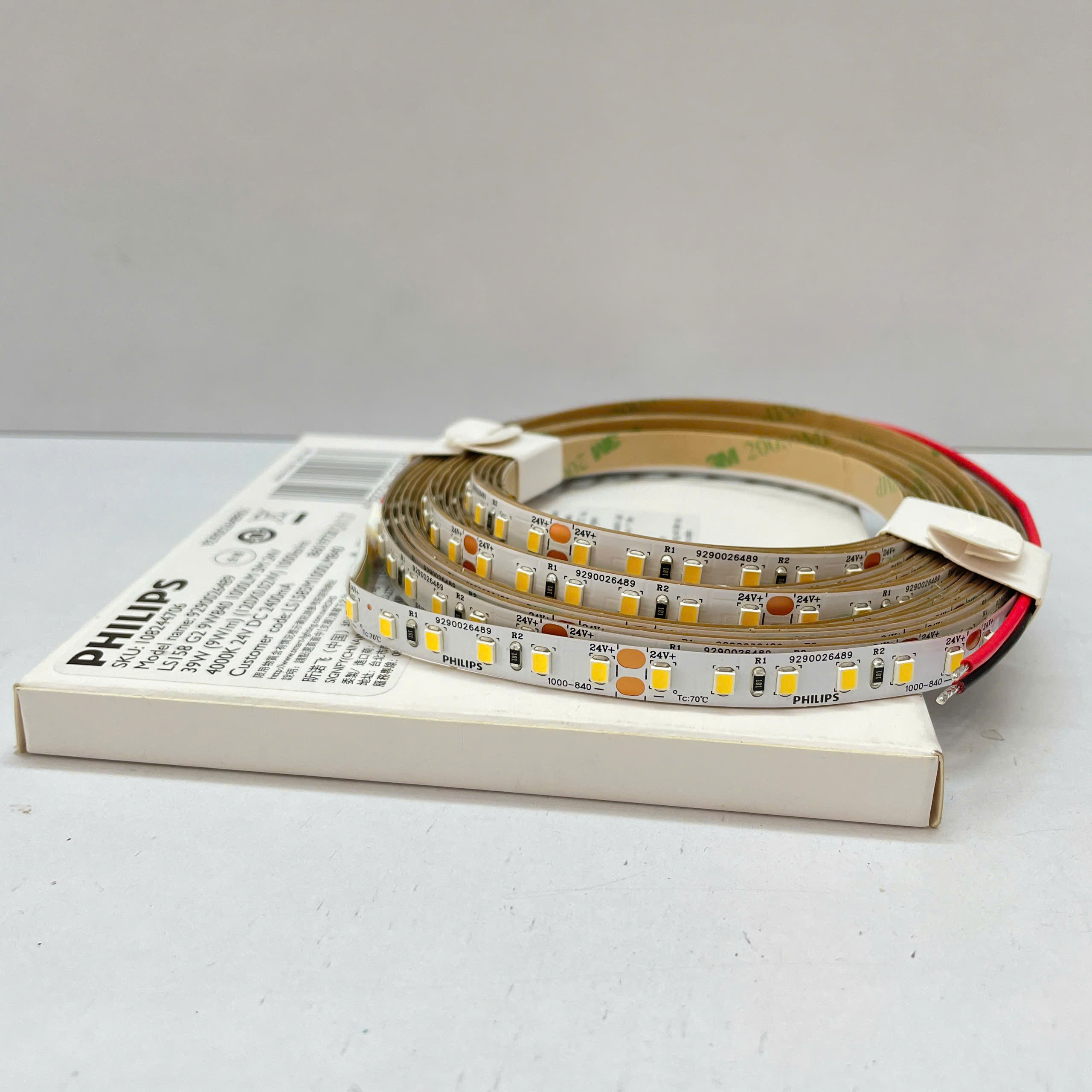 Đèn trang trí LED dây Philips Trade FlexCove LS158 G2 chiếu sáng không gian