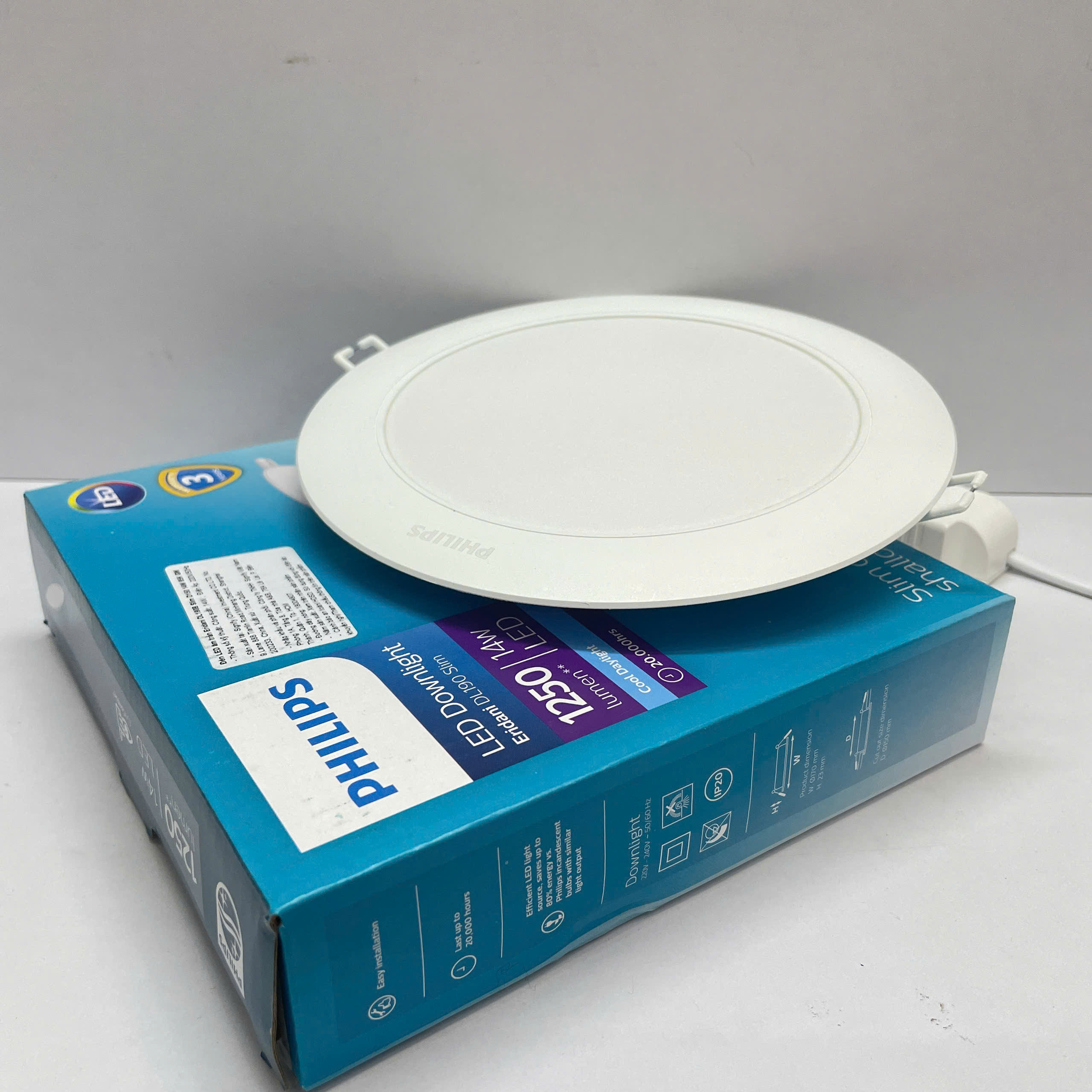 Kiến tạo không gian sống mơ ước với Đèn downlight âm trần siêu mỏng Led Philips Eridani DL190B Slim D150 14W 40K GM 4000K 1250lm.