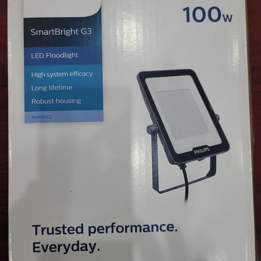 ✨ Biến Hoá Không Gian: Khám Phá Đèn Pha LED Ngoài Trời Philips BVP151, Nâng Tầm Đẳng Cấp Sống