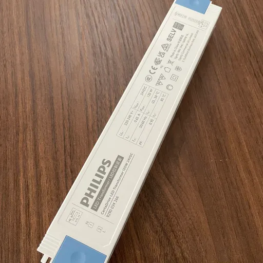 Năng Lượng Thuần Khiết, Ánh Sáng Hoàn Hảo. Khám Phá Driver Điện Tử Philips CertaDrive 120W 24VDC.