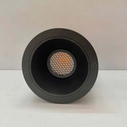 Ánh Sáng Tinh Hoa Tái Định Nghĩa | Khám Phá Ngay Bộ Đôi Đèn LED IDL6912 & ICL212 Black