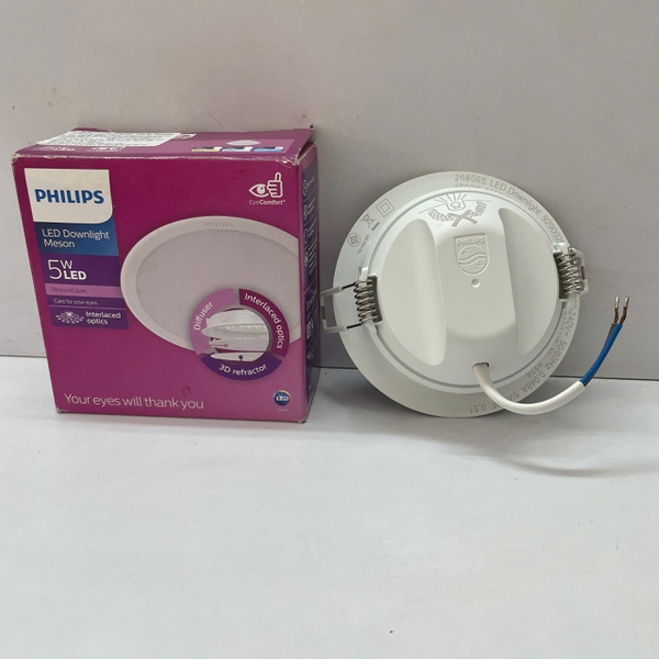 ✨ Khám Phá Tuyệt Tác Ánh Sáng: Đèn downlight âm trần Led Philips Meson IO 59447 D90 5W 6500K WH RECESSED 370lm. Nâng Tầm Không Gian Sống Của Bạn Ngay Hôm Nay.