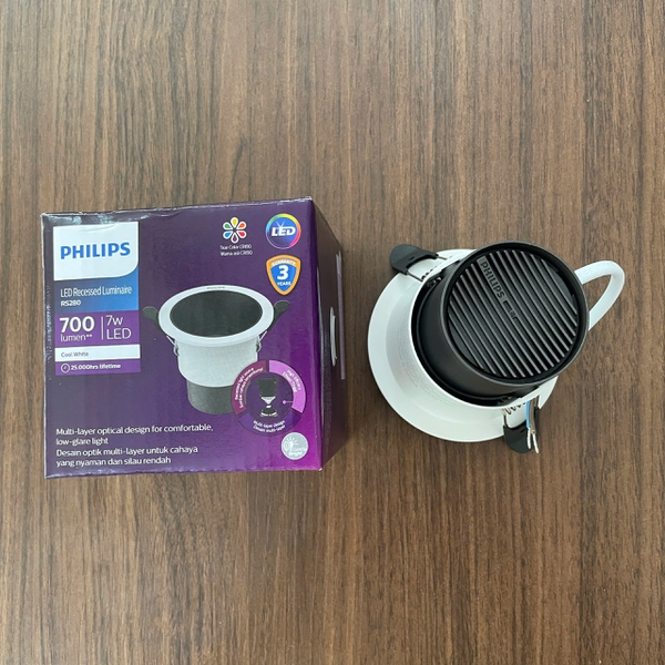 ✨ Tái định nghĩa không gian. Mới - Khám phá ngay đèn downlight âm trần chiếu điểm LED Philips RS280 G2 RC Rd D75 7W 940 24D GM 700lm ánh sáng trung tính 4000K kích thước 85x77mm – Trải nghiệm ánh sáng hoàn mỹ, nâng tầm kiến trúc.
