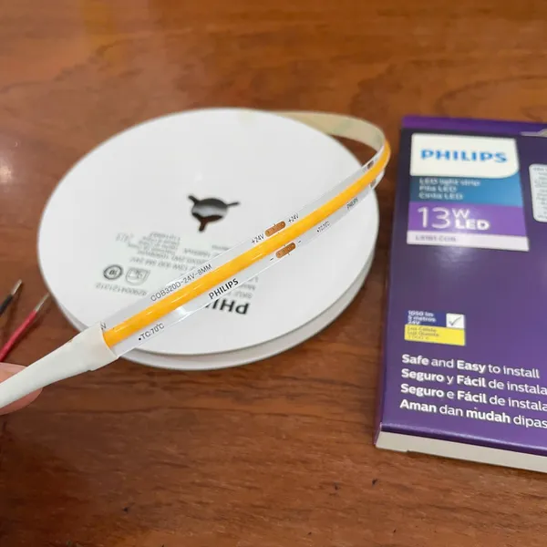 H1: Chiếu Sáng Tinh Hoa: Đèn LED Dây Philips Oval LS161 – Nâng Tầm Mọi Không Gian