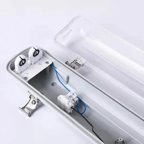 ✨💧 Khám phá Máng đèn Led chống thấm Philips Essential Smartbright TLED Waterproof Philips WT069C SE 2XTLED Bare L1200 GM: Ánh sáng bền bỉ, an toàn cho mọi không gian.