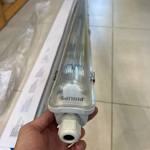 ✨ Khám Phá Máng Đèn Led Chống Thấm Philips Essential Smartbright WT069C: Ánh Sáng Hoàn Hảo Cho Mọi Không Gian, Nâng Tầm Giá Trị Bền Vững!