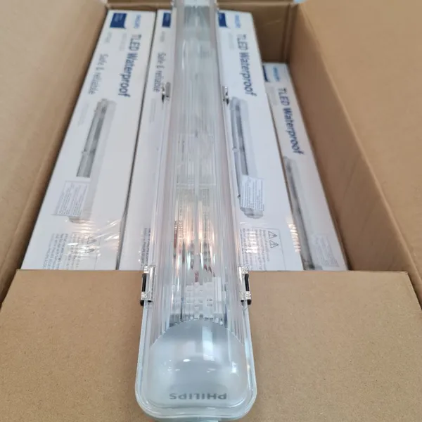 ✨ Khám Phá Máng Đèn Led Chống Thấm Philips Essential Smartbright WT069C: Ánh Sáng Hoàn Hảo Cho Mọi Không Gian, Nâng Tầm Giá Trị Bền Vững!