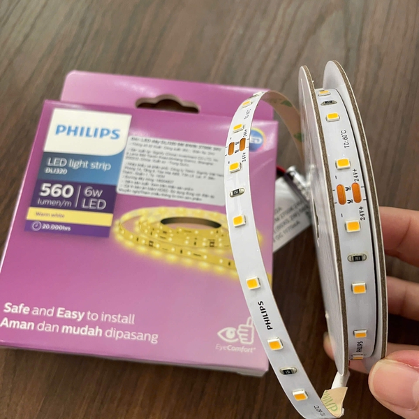 ✨ Biến không gian của bạn thêm phần tinh tế với Đèn LED dây Philips DLI320 5M 6W/M 4000K 560LM 24V - Sáng bừng lối đi cầu thang. Khám phá ngay!