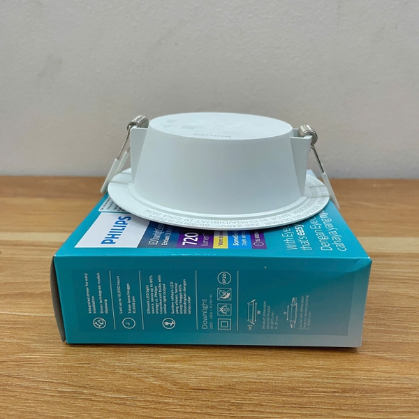 💡 Sắc màu cuộc sống trong tầm tay: Khám phá Đèn downlight âm trần đổi màu Led Philips Eridani DL190B SSW LED7 D100 9W 720lm CCT 3000K/4300K/6500K. Biến không gian thành kiệt tác ánh sáng.