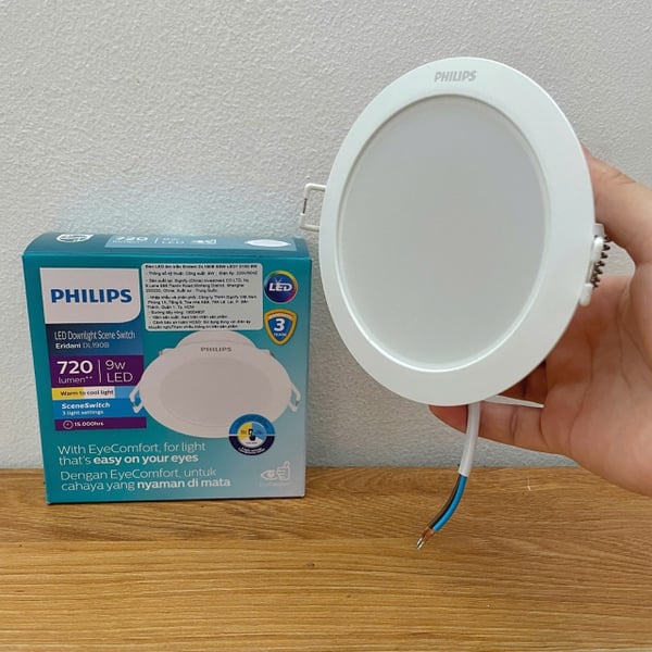 💡 Sắc màu cuộc sống trong tầm tay: Khám phá Đèn downlight âm trần đổi màu Led Philips Eridani DL190B SSW LED7 D100 9W 720lm CCT 3000K/4300K/6500K. Biến không gian thành kiệt tác ánh sáng.