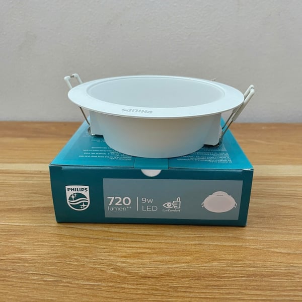 💡 Sắc màu cuộc sống trong tầm tay: Khám phá Đèn downlight âm trần đổi màu Led Philips Eridani DL190B SSW LED7 D100 9W 720lm CCT 3000K/4300K/6500K. Biến không gian thành kiệt tác ánh sáng.
