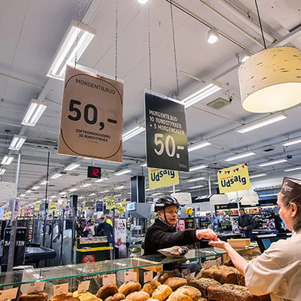 Bóng đèn tuýp Philips EcoFit Ledtube HO 10W T8 0m6 AP IG