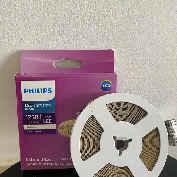 DLI320 5M 12W/M 24V-Tìm hiểu ngay Đèn LED dây Philips DLI320 5M 12W/M 24V  Hoàn hảo cho không gian hiện đại!