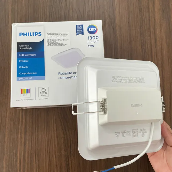 ✨ Tái định nghĩa ánh sáng | Khám phá Đèn downlight âm trần vuông Led Philips DN027B Led SmartBright G3 12W 4000K