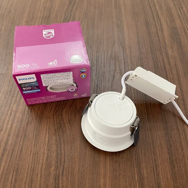 ✨ Điểm chạm của sự hoàn mỹ. Khám phá Đèn downlight âm trần chiếu sâu Led Philips DL260 RD D90 11W 965 WH GM.