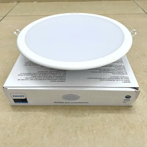 ✨ Ánh Sáng Tinh Hoa. Trải nghiệm ngay bộ đèn downlight âm trần tròn Led Philips DN027B G3 LED20/CW 19W 6500K.