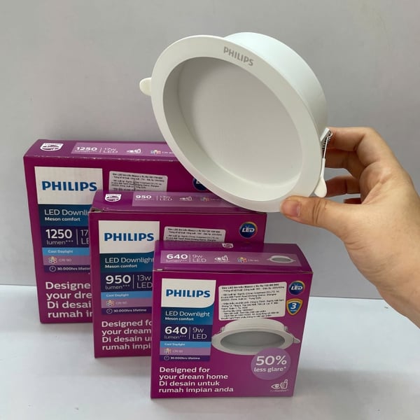 ✨ Khám phá tinh hoa ánh sáng: Đèn downlight âm trần chóa sâu Led Philips Meson c Rc Rd D125 13W 965 6500K 950lm 30.000h – Nâng tầm không gian sống của bạn.