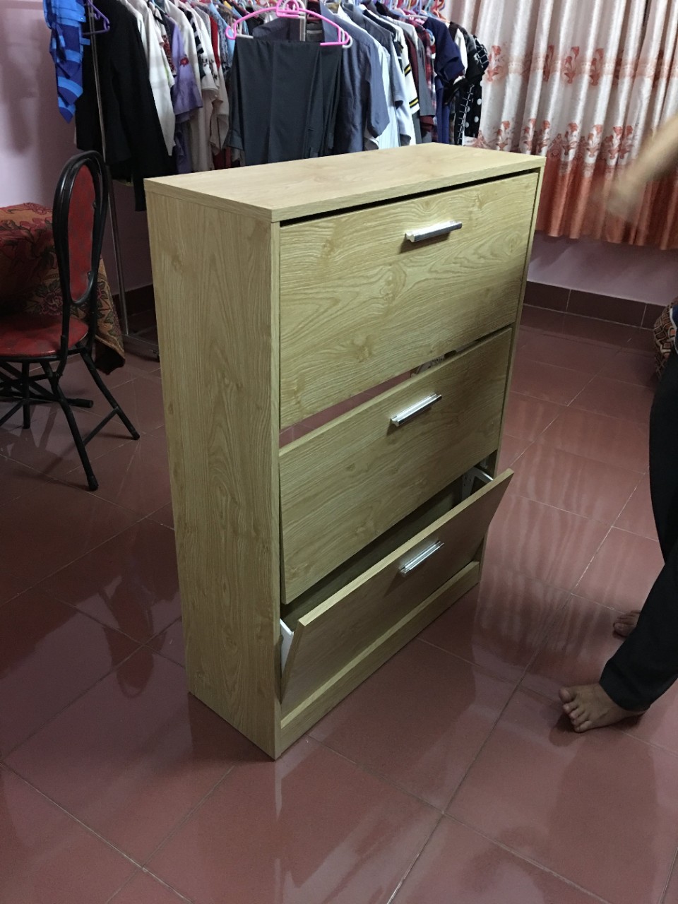 Tủ giày trên thị trường Tủ giày trên thị trường