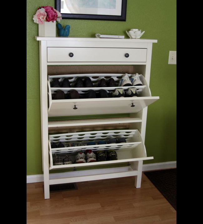tủ đựng giày màu trắng thanh lịch