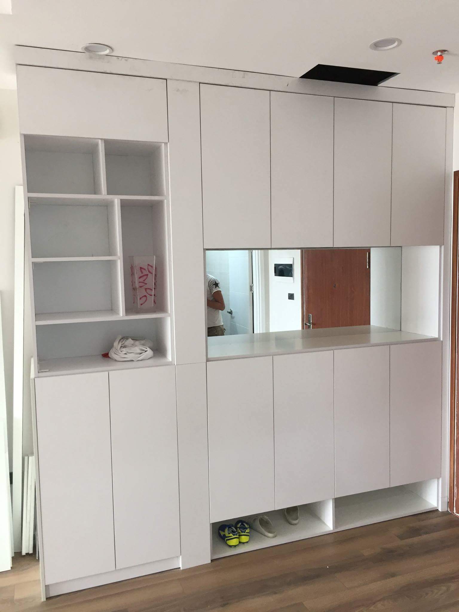 tủ giày kịch trần tủ giày kịch trần