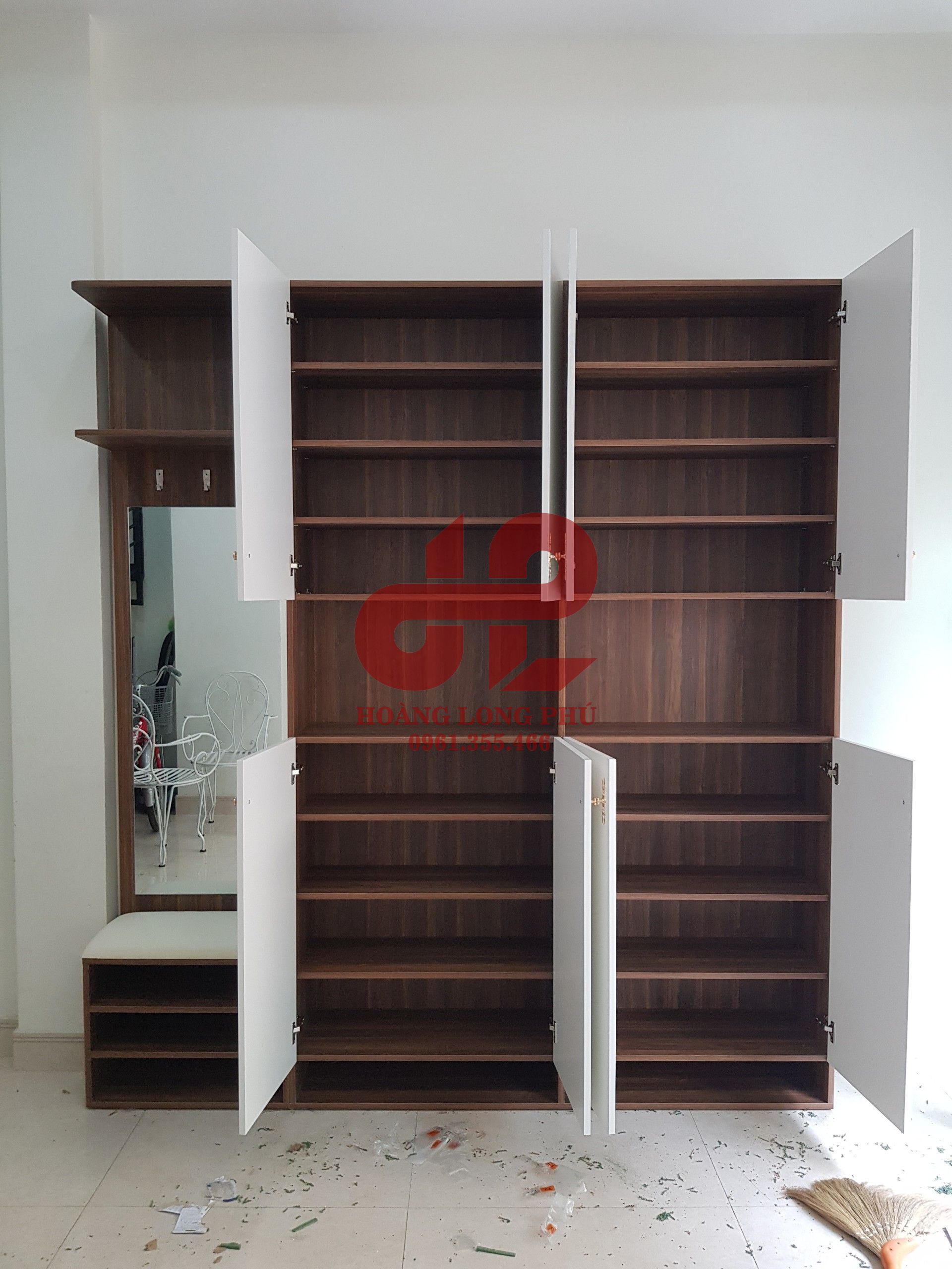 tủ giày đụng trần tủ giày đụng trần