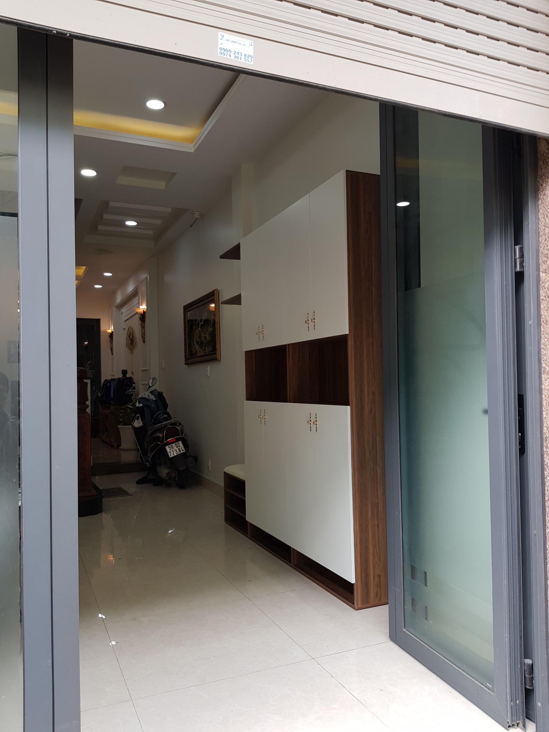 tủ giày đụng trần tủ giày đụng trần