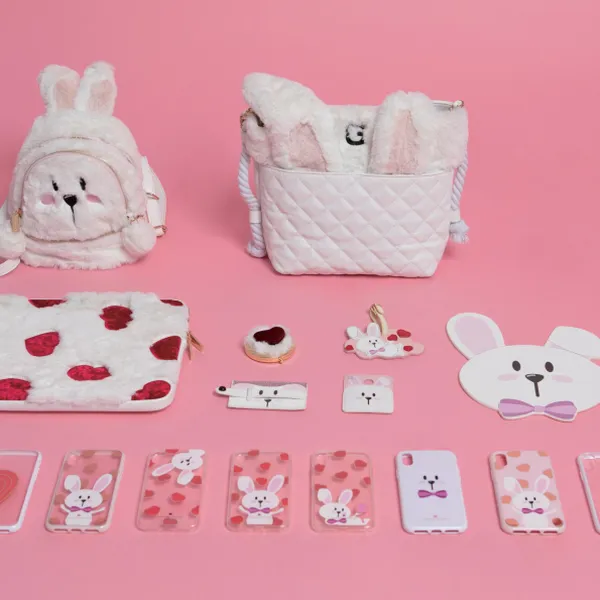 tìm công ty đúc nhựa, công ty sản xuất phụ kiện điện thoại, sản xuất các loại túi, cặp, gối,.. để thuê gia công hàng xuất khẩu đi Mỹ