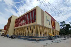 Hội trường Trường Đại học Luật Huế