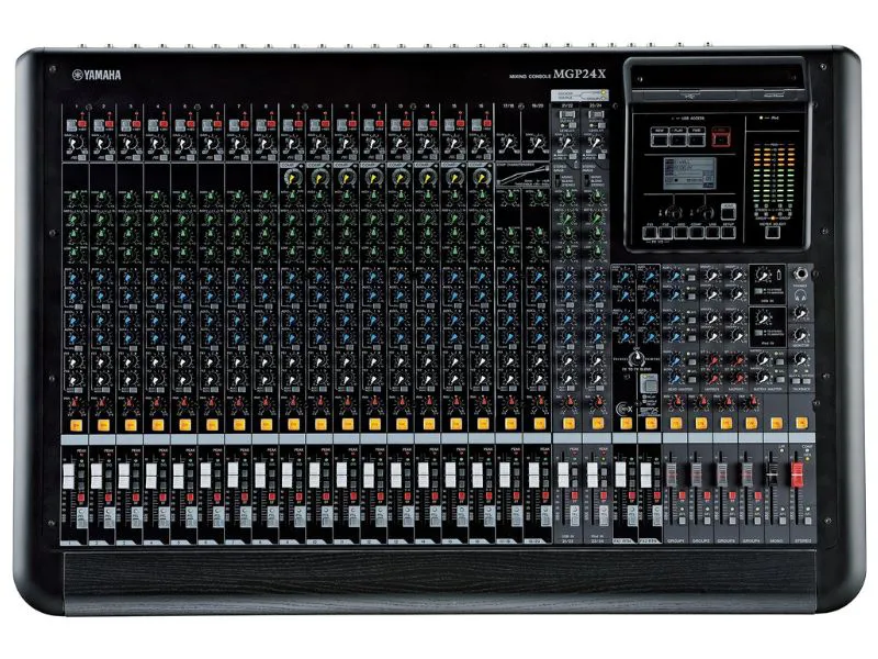 Mixer Analog Yamaha MGP24X