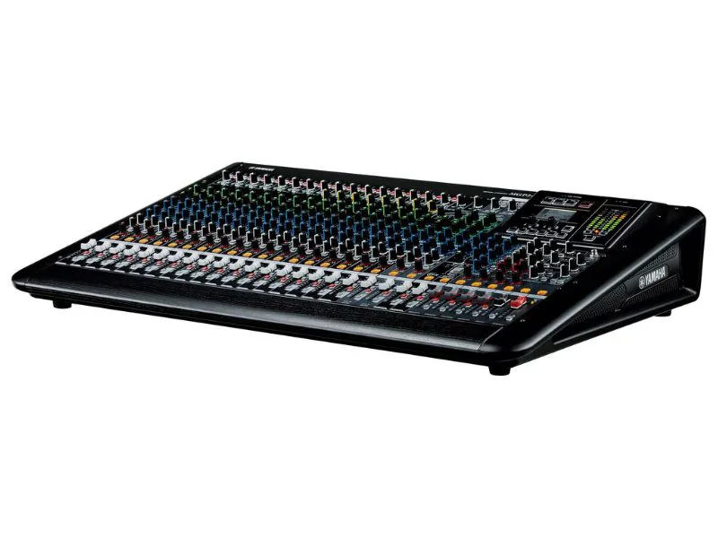 Mixer Analog Yamaha MGP24X