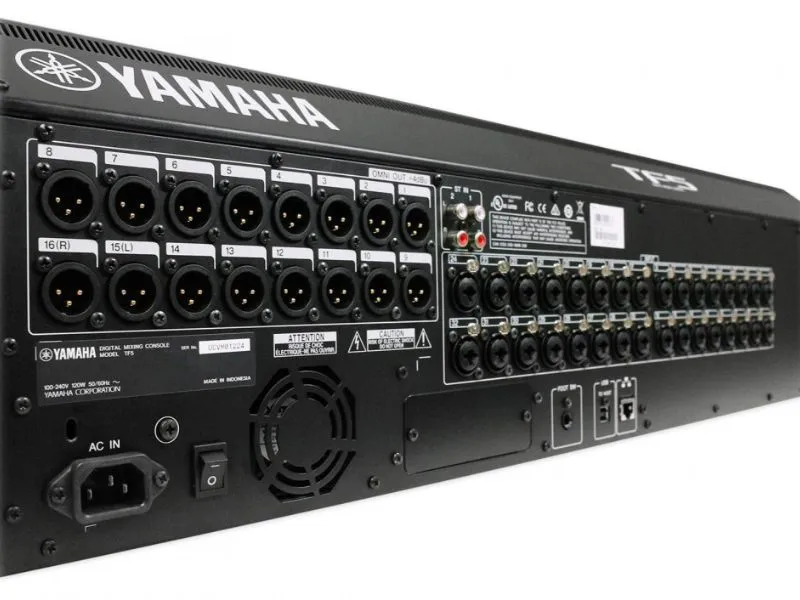 Mixer Digital Yamaha TF5
