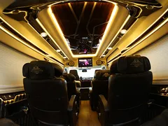 Thuê Xe Limousine 9 Chỗ TPHCM