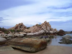 Bãi đá nhảy Tiến Thành - Điểm tham quan thơ mộng