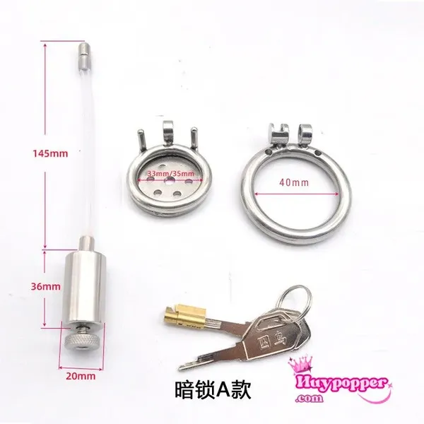 Khóa dương vật có thông tiểu ấn cu vào trong