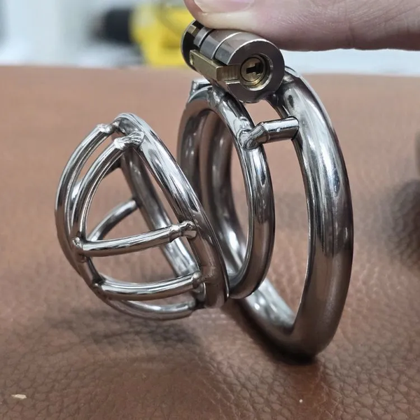 Khóa Cu Inox Dạng Lò Xo Nhỏ Cao Cấp – Thiết Kế Nan Chéo Siêu Thoáng Dễ Đi Tiểu Vệ Sinh