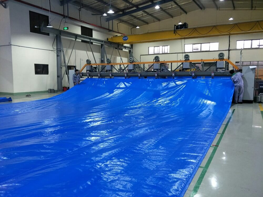 Bạt Nhựa Xanh Xanh Khổ 6m x 50m Bách Đặc Lợi - Hình ảnh 1