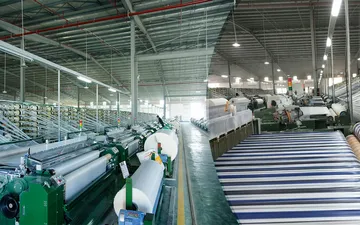 Có Nên Mua Bạt Nhựa Vào Thời Điểm Này - Mua Bạt Nhựa Giá Rẻ Ở Đâu?