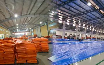 Bạt Xanh Cam Chống Thấm - Giải Pháp Thông Minh Cho Che Phủ Vật Tư Xây Dựng