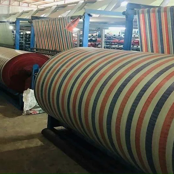 Bạt Nhựa Sọc Khổ 3.8m Bách Đặc Lợi Chuyên Dụng Đổ Bê Tông