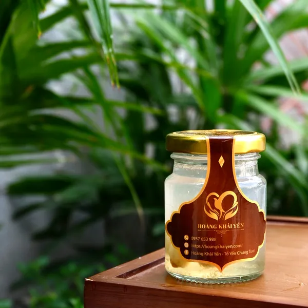 Yến chưng tươi hạt sen