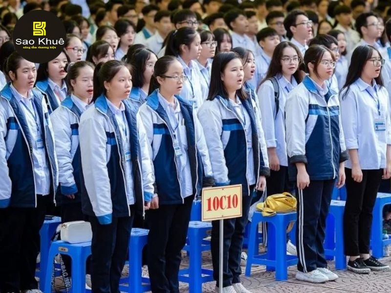 sao khuê xưởng may áo khoác đồng phục